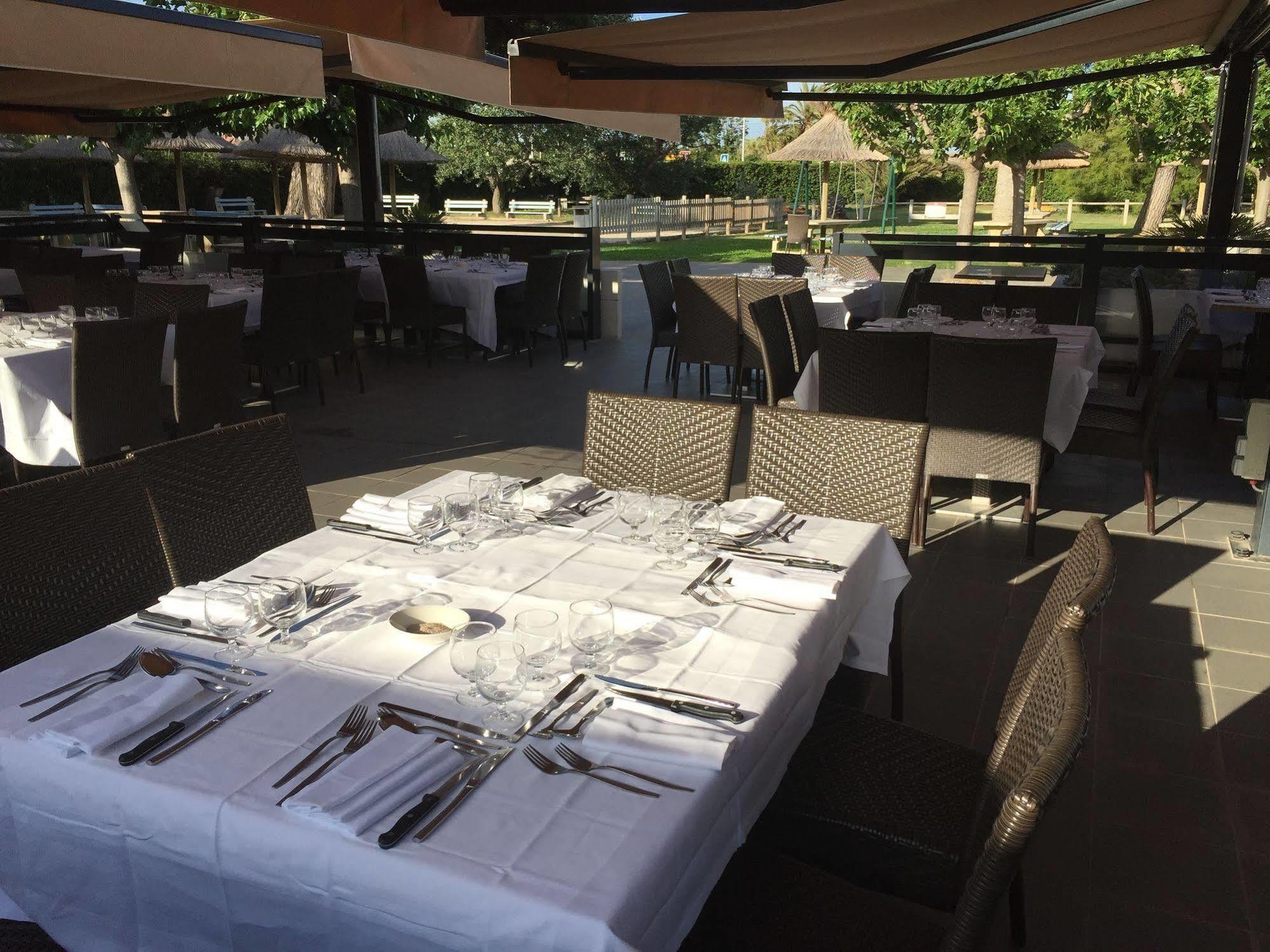 Hotel Club La Font Des Horts Hyeres Exterior photo