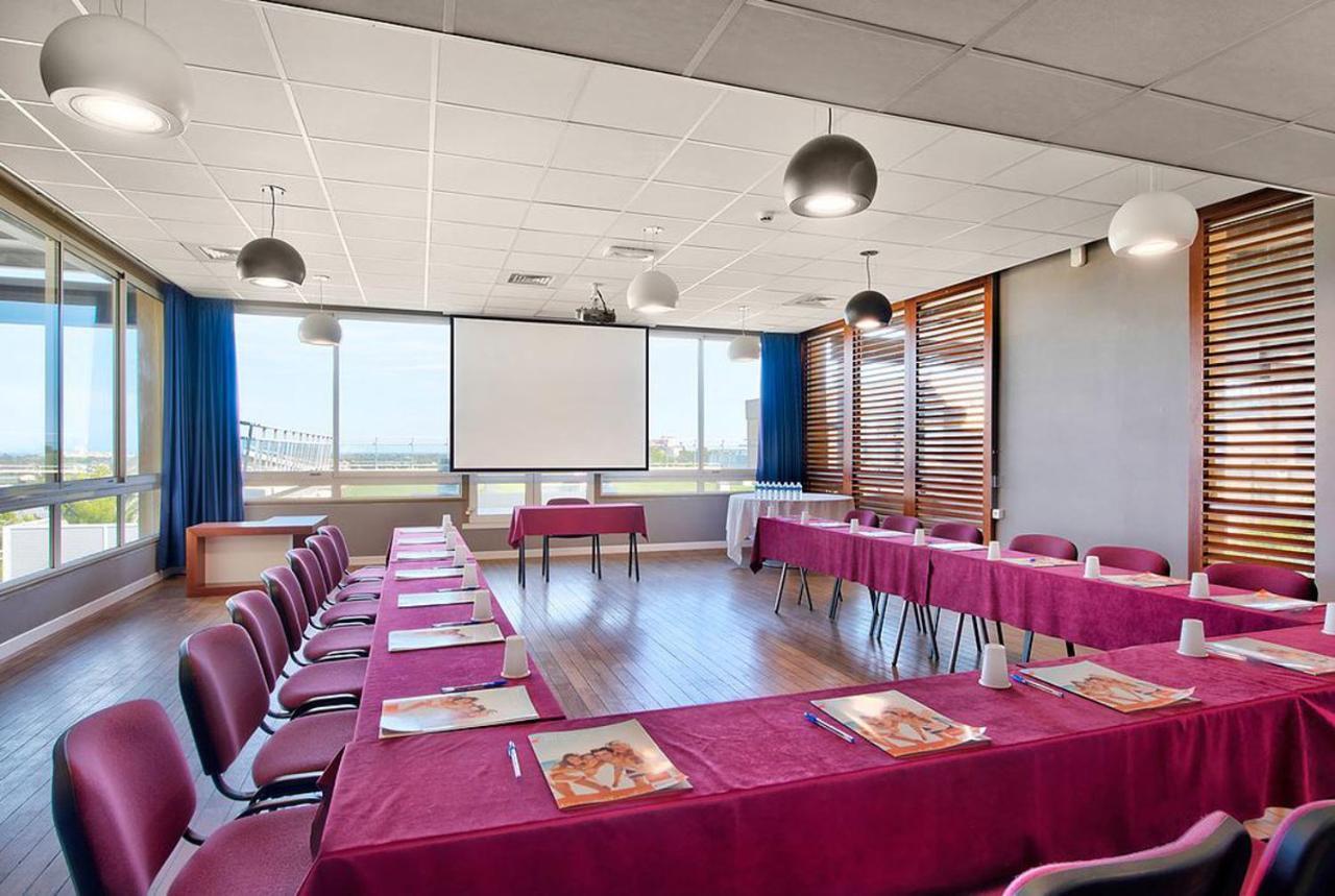 Hotel Club La Font Des Horts Hyeres Exterior photo